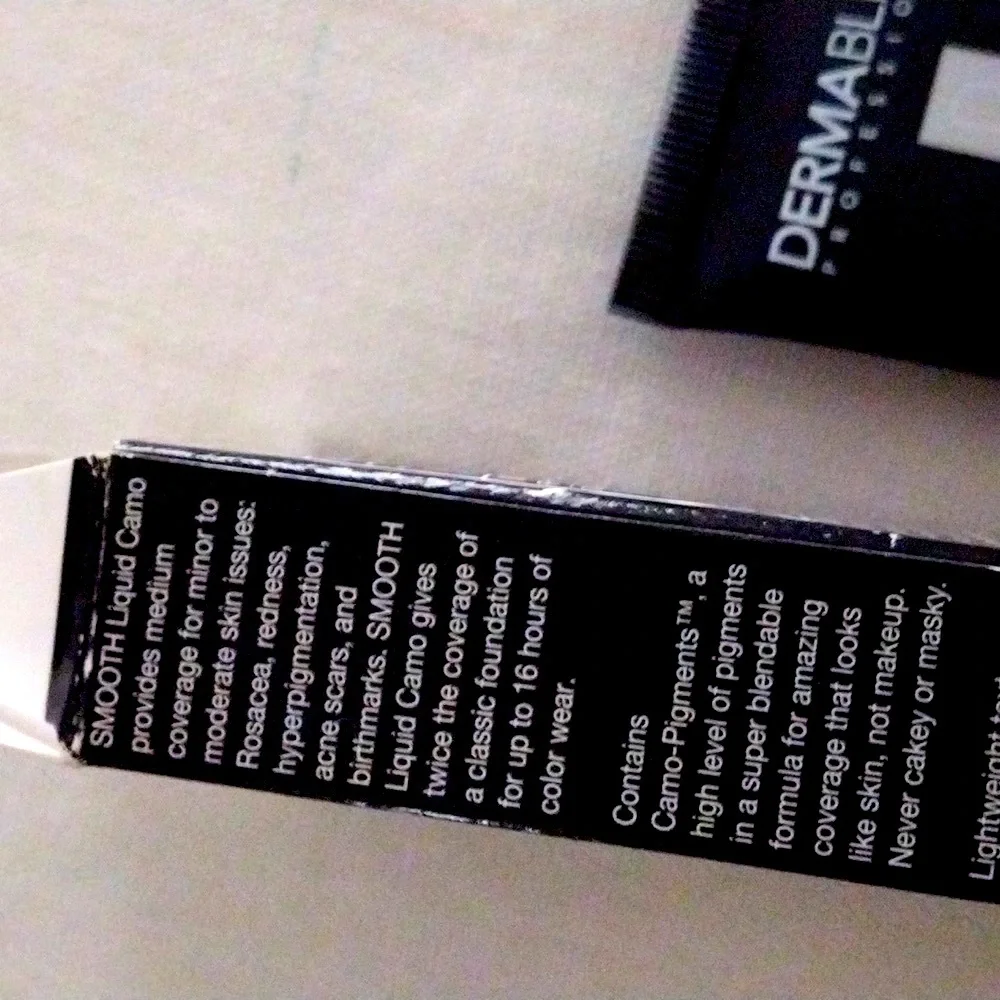 2 DERMABLEND Professional Smooth Liquid Camo Foundation Copper 55W